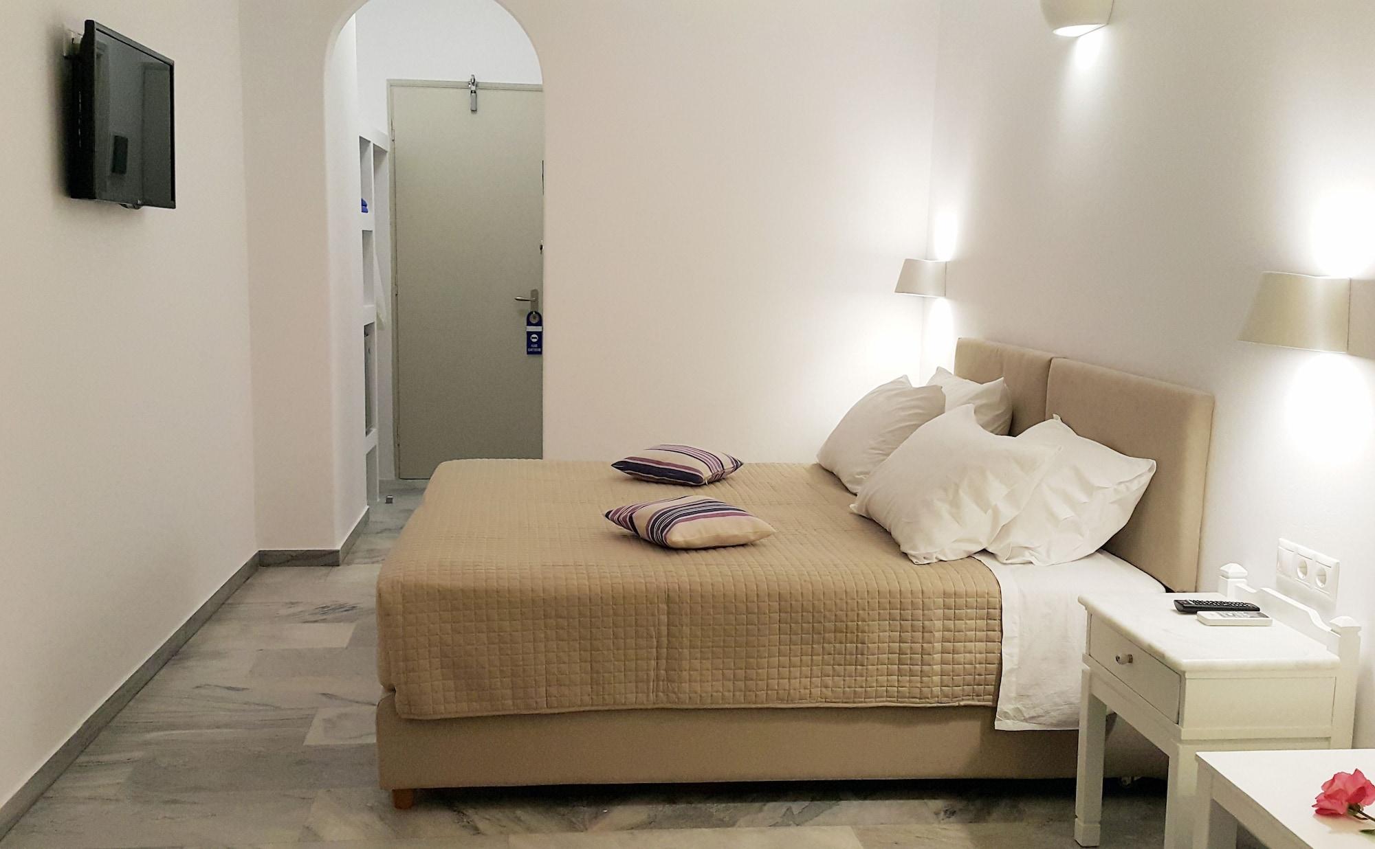 Hotel Paros Esterno foto