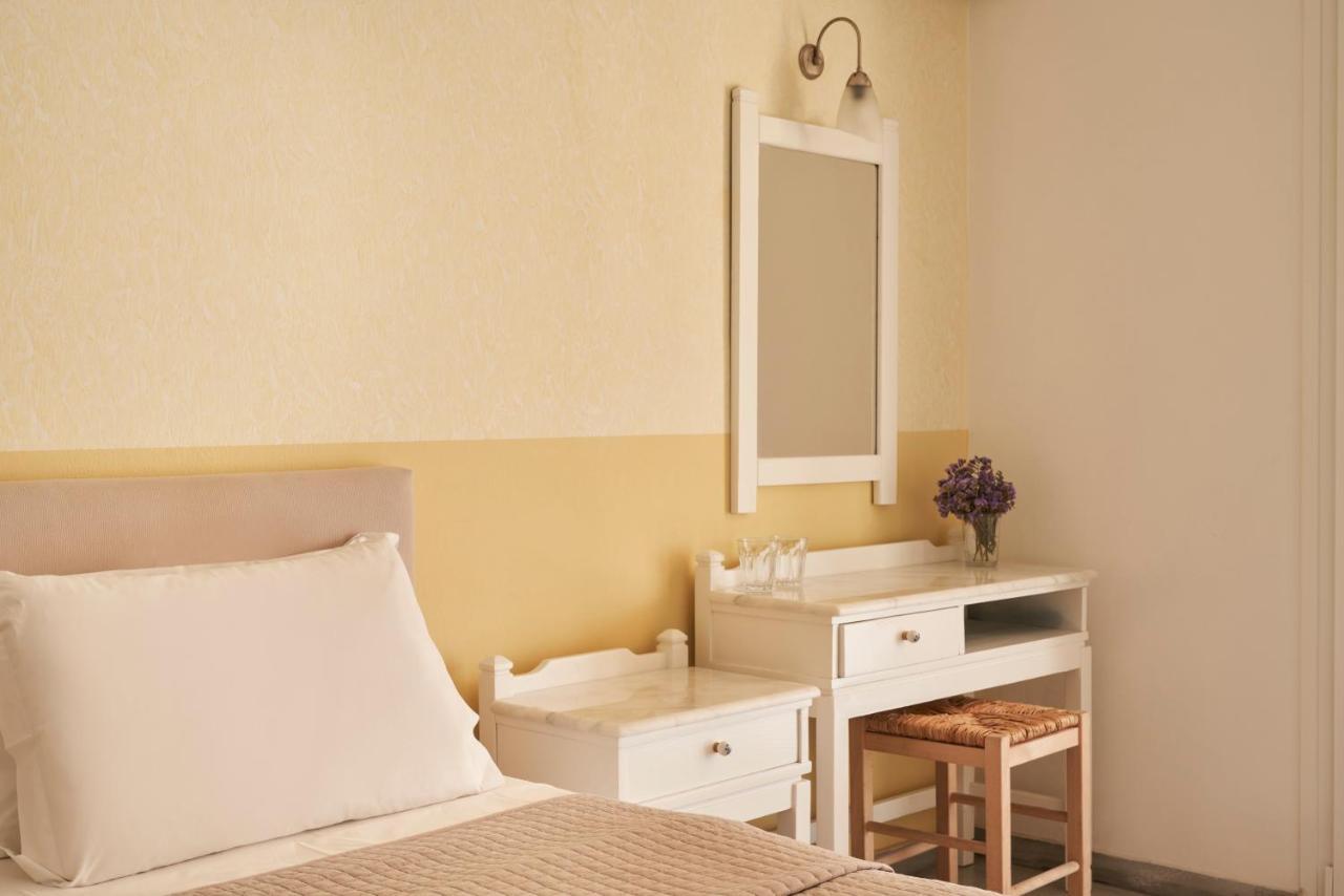 Hotel Paros Esterno foto